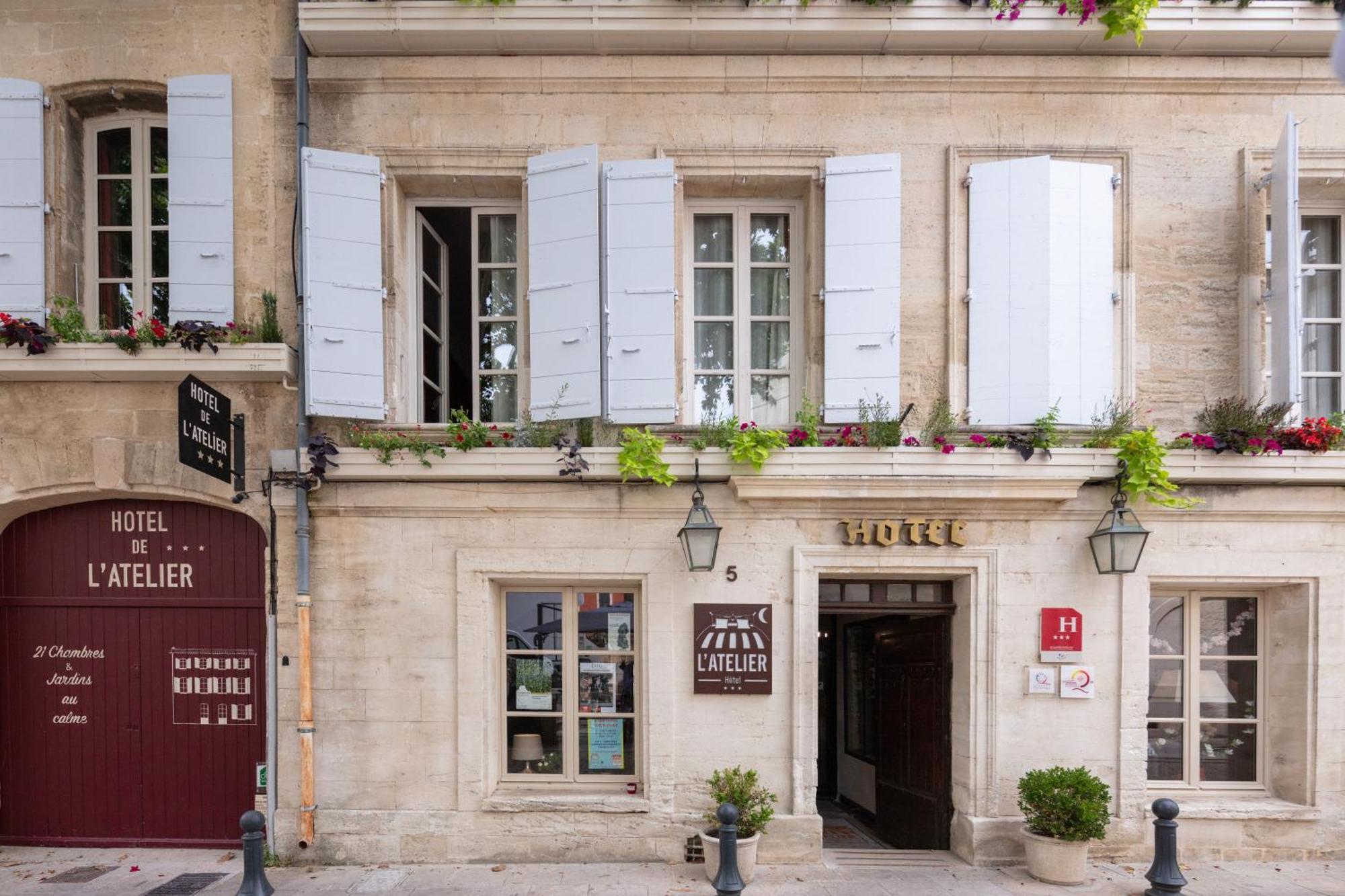 Hotel De L'Atelier Villeneuve-les-Avignon Exterior photo